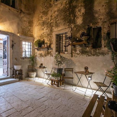Готель History House Moja Ti 1830 In Old Town Senj Сень Екстер'єр фото